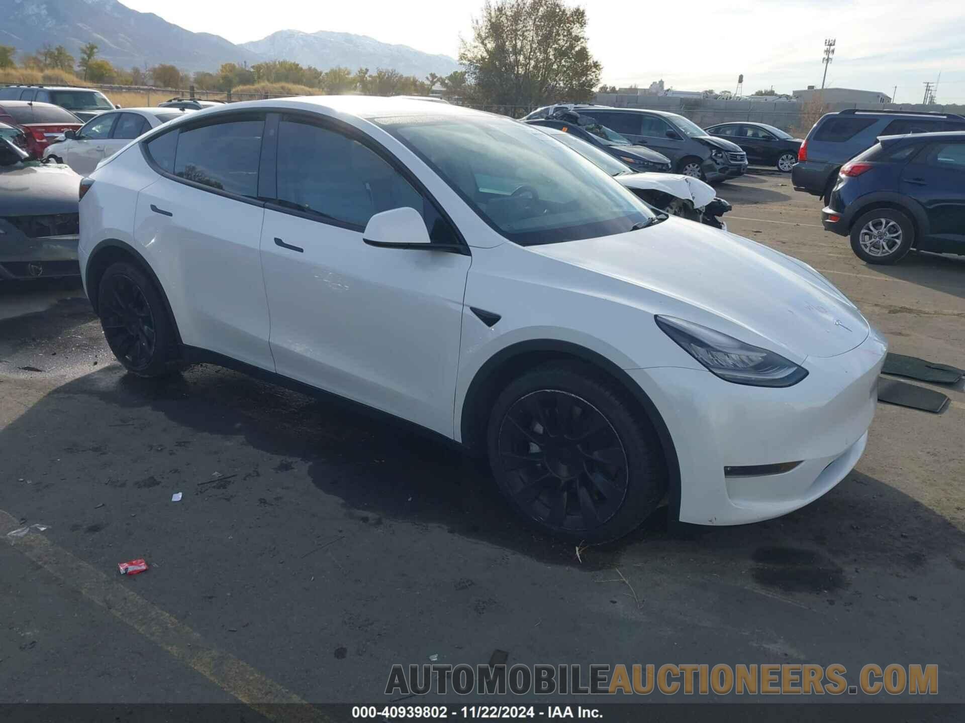 5YJYGDEE3MF098586 TESLA MODEL Y 2021