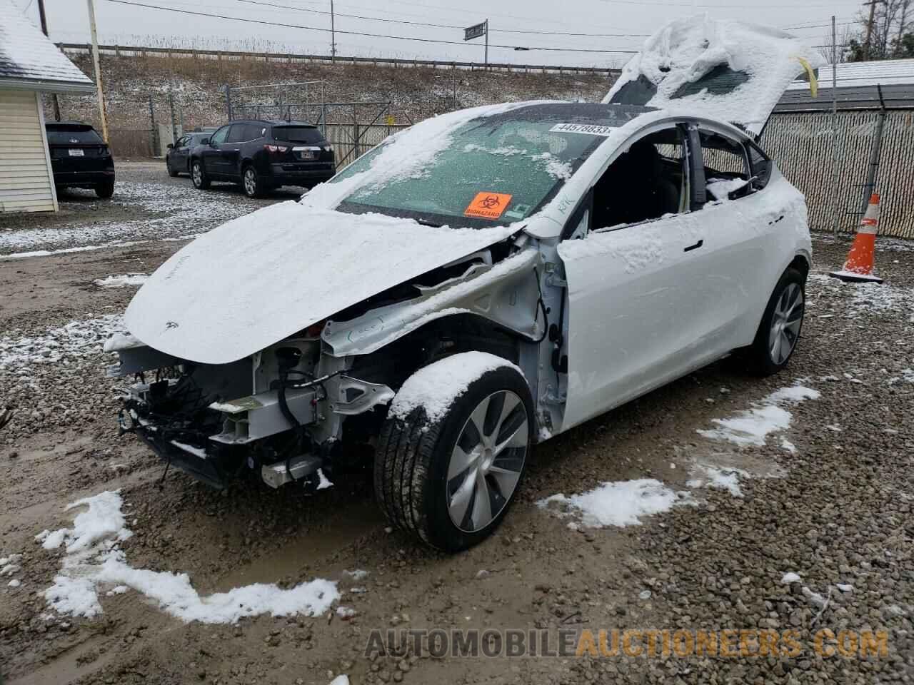 5YJYGDEE3MF106279 TESLA MODEL Y 2021