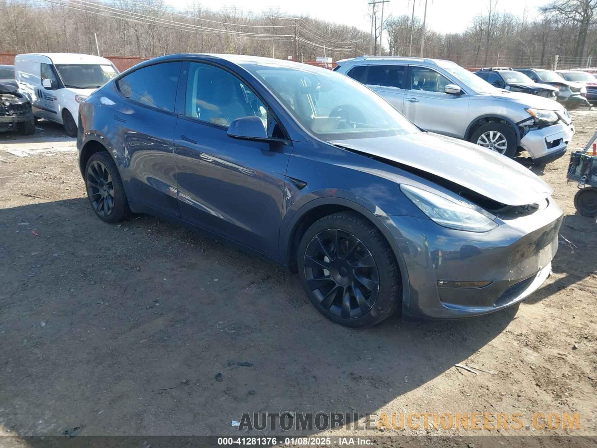 5YJYGDEE3MF122966 TESLA MODEL Y 2021