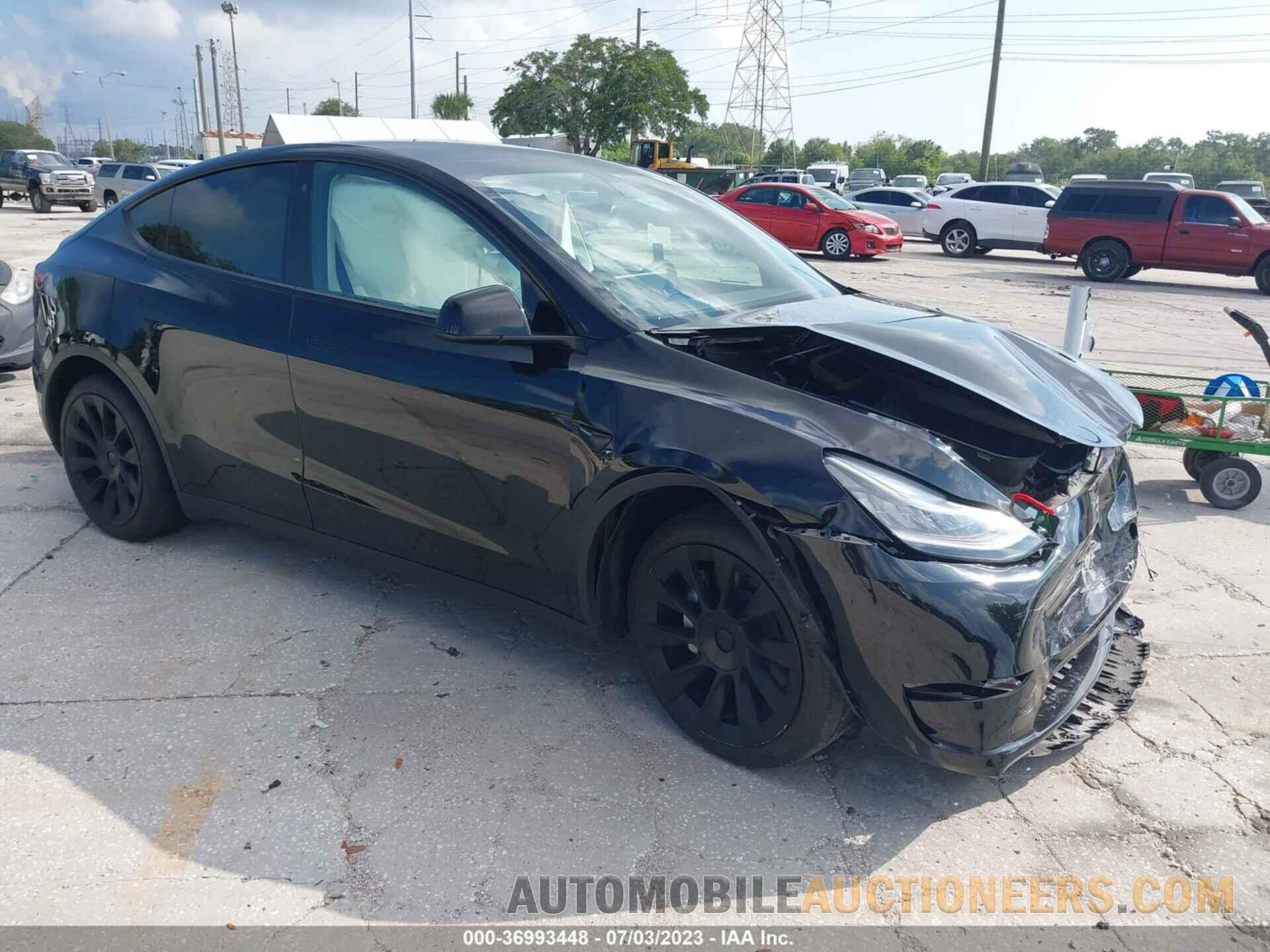 5YJYGDEE3MF139220 TESLA MODEL Y 2021