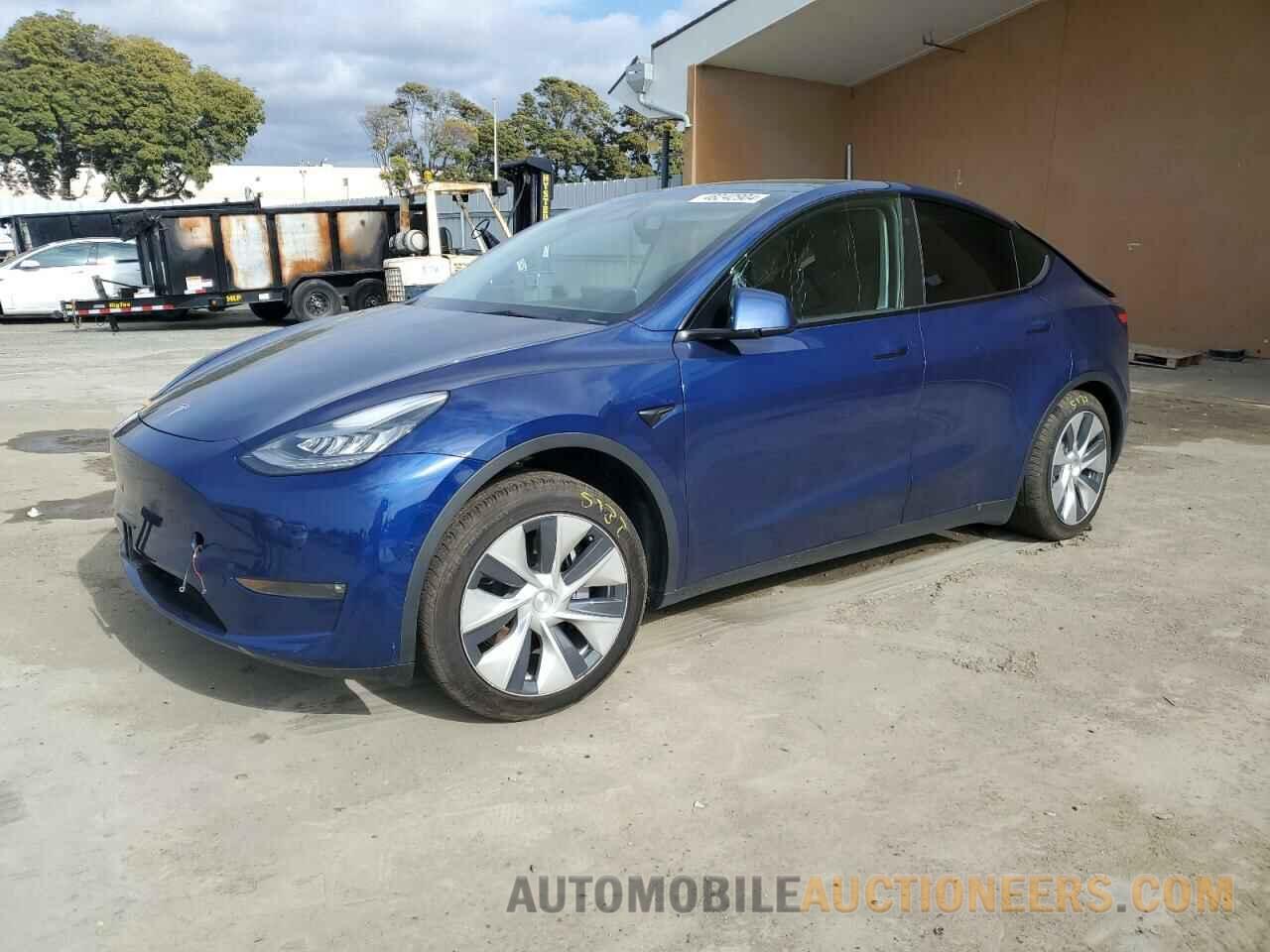 5YJYGDEE3MF146068 TESLA MODEL Y 2021