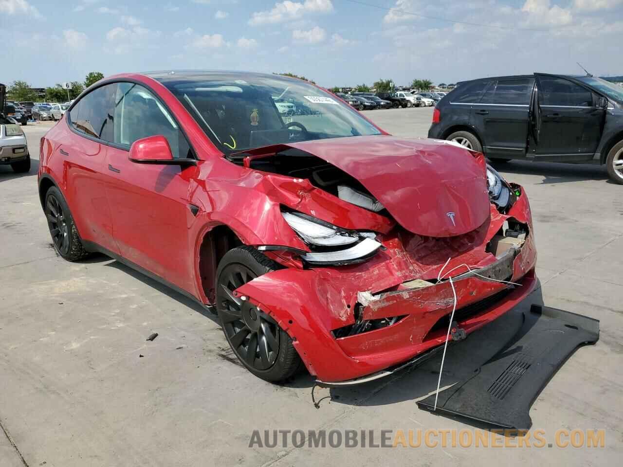 5YJYGDEE3MF200601 TESLA MODEL Y 2021