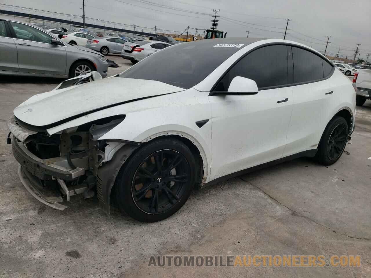 5YJYGDEE3MF213008 TESLA MODEL Y 2021