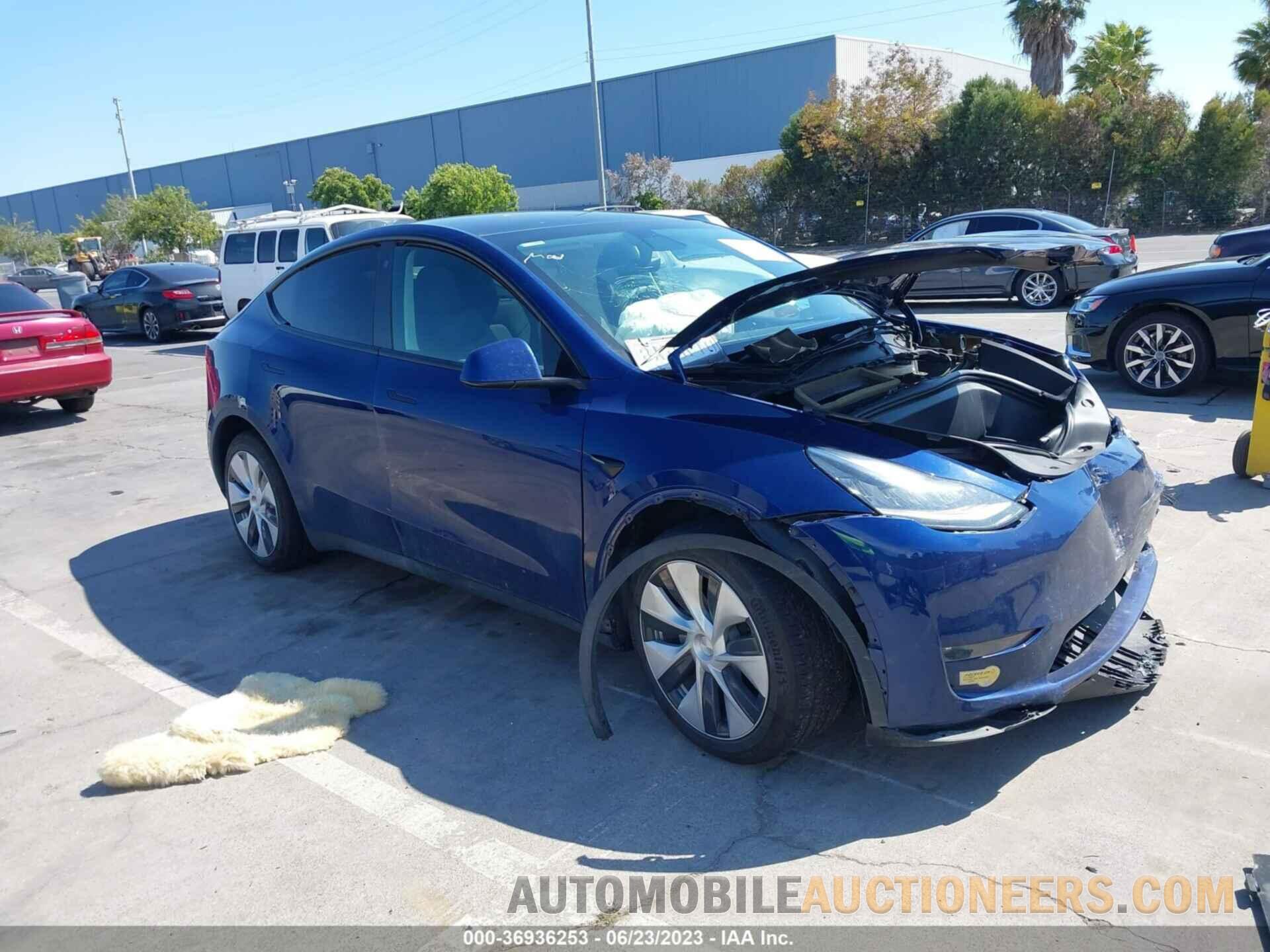 5YJYGDEE3MF224591 TESLA MODEL Y 2021