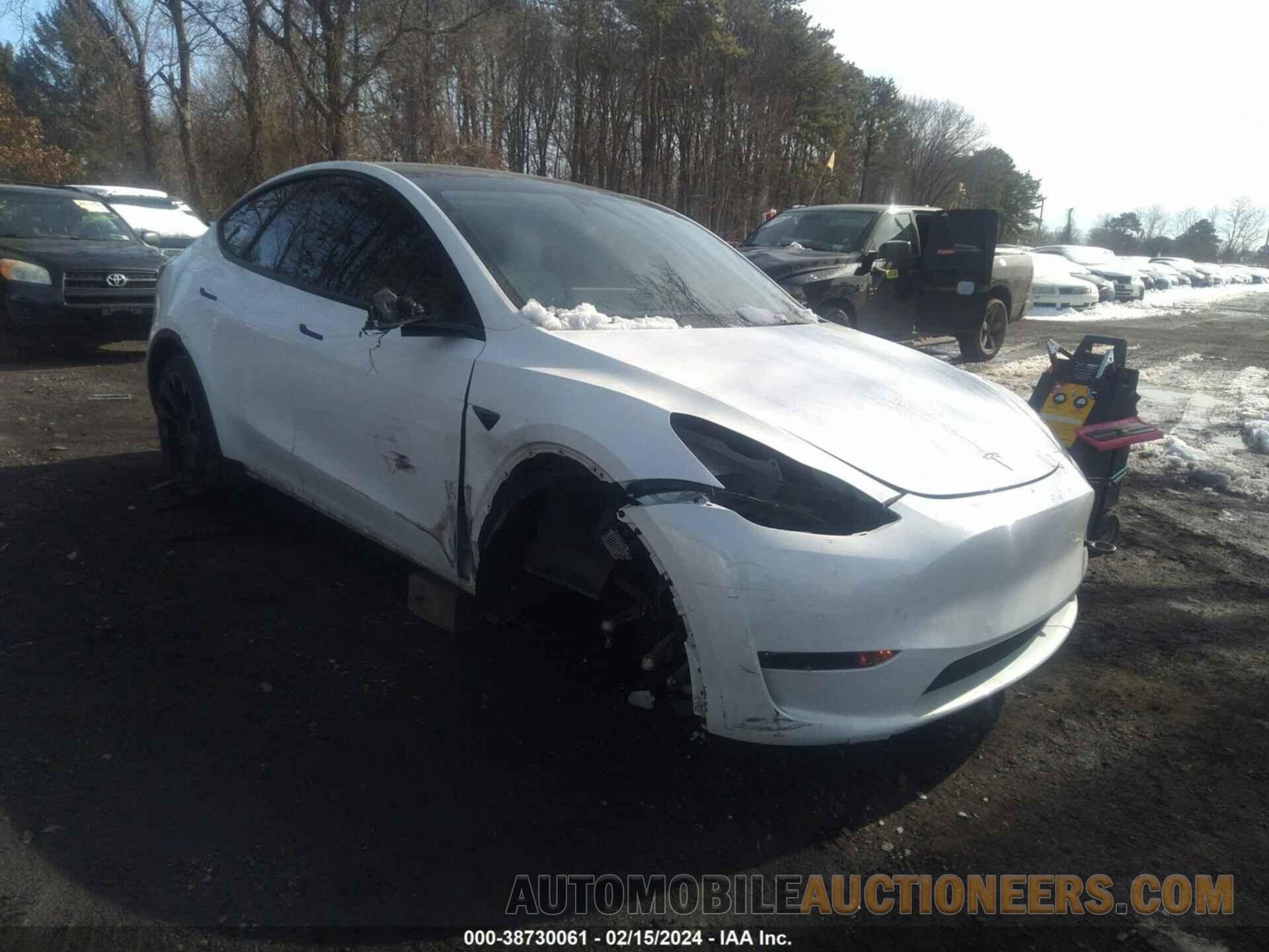 5YJYGDEE3MF250303 TESLA MODEL Y 2021