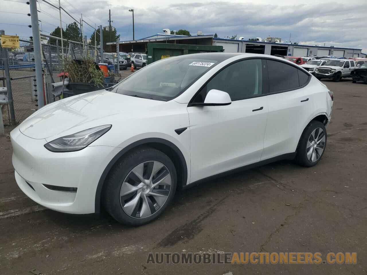 5YJYGDEE3MF262726 TESLA MODEL Y 2021