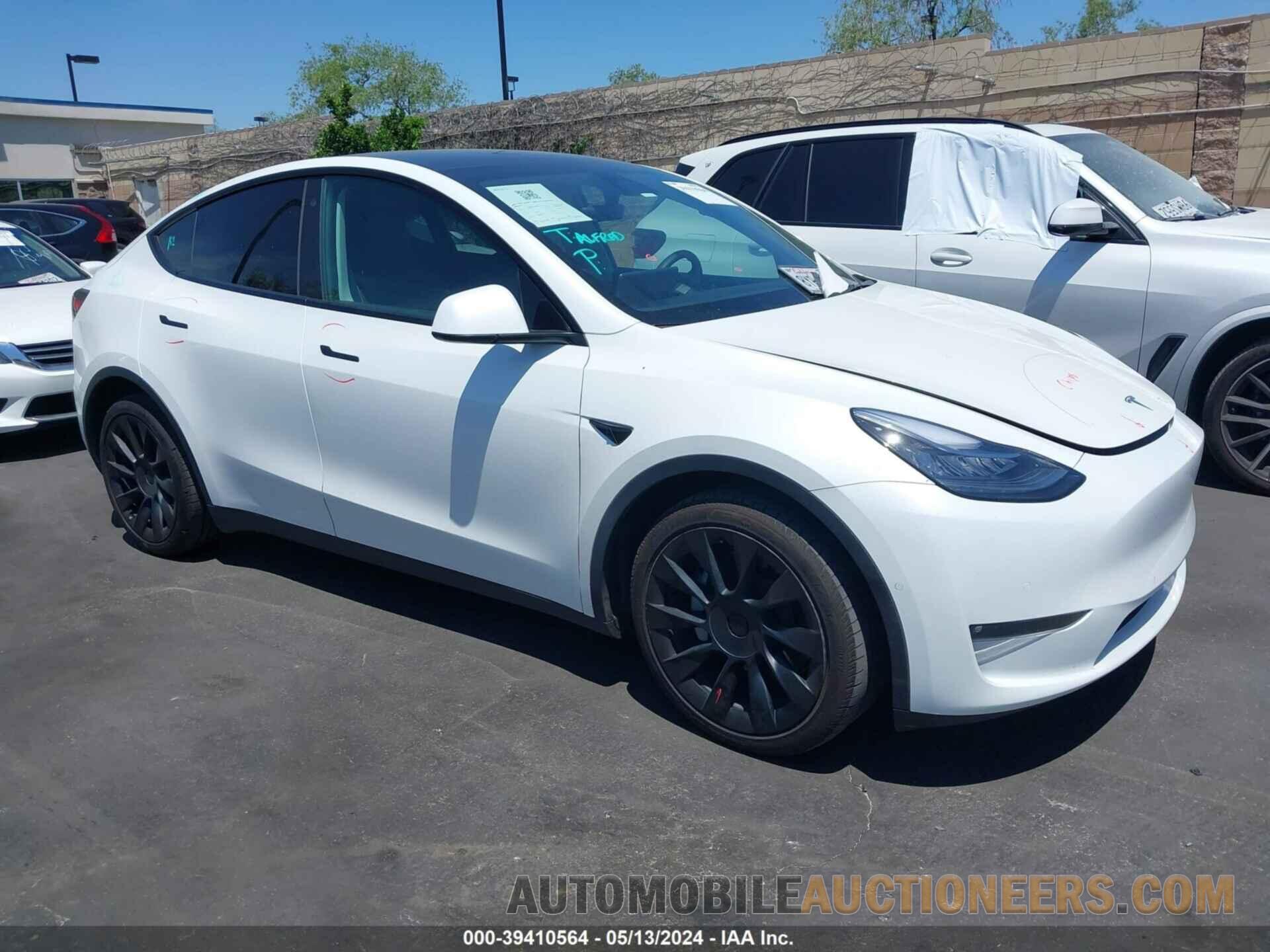 5YJYGDEE3MF274004 TESLA MODEL Y 2021