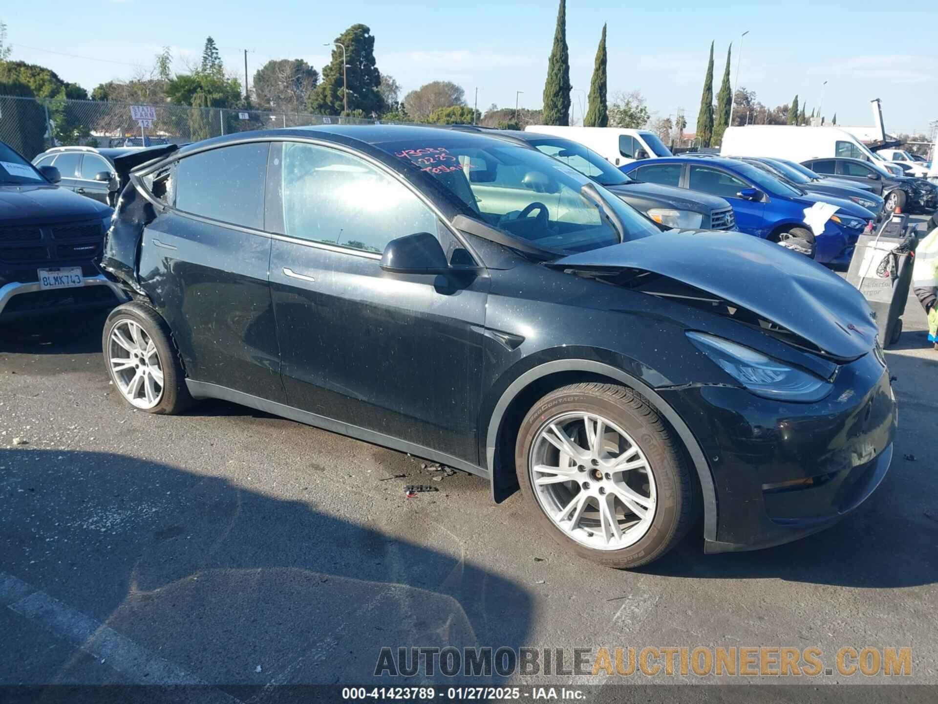 5YJYGDEE3MF300293 TESLA MODEL Y 2021