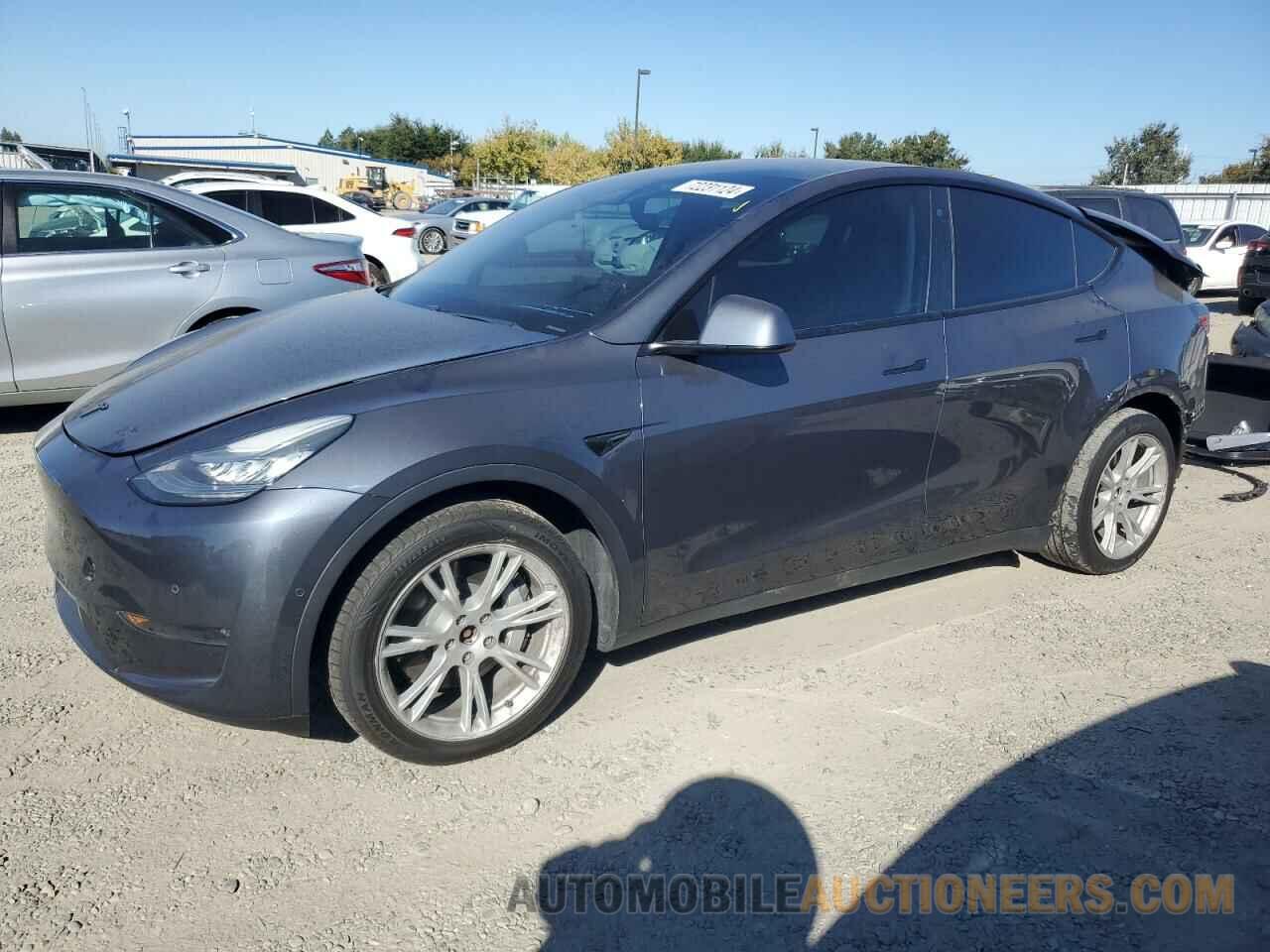 5YJYGDEE4LF006173 TESLA MODEL Y 2020