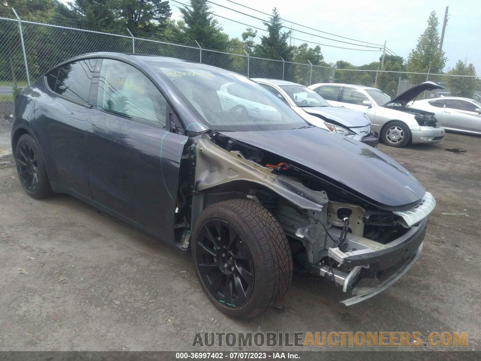 5YJYGDEE4LF021935 TESLA MODEL Y 2020