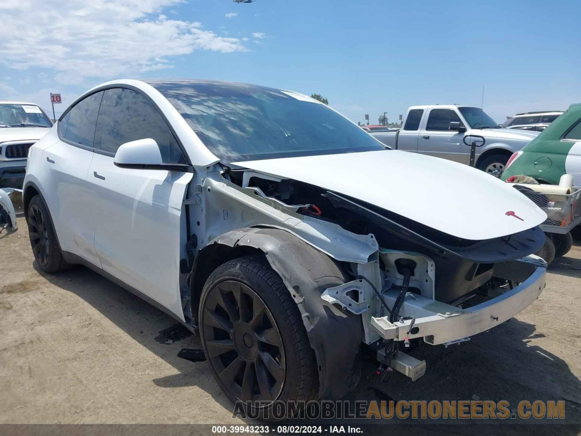 5YJYGDEE4LF029811 TESLA MODEL Y 2020