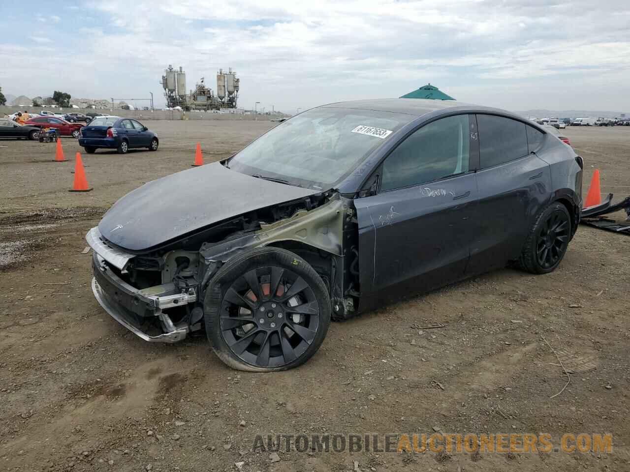 5YJYGDEE4LF033213 TESLA MODEL Y 2020