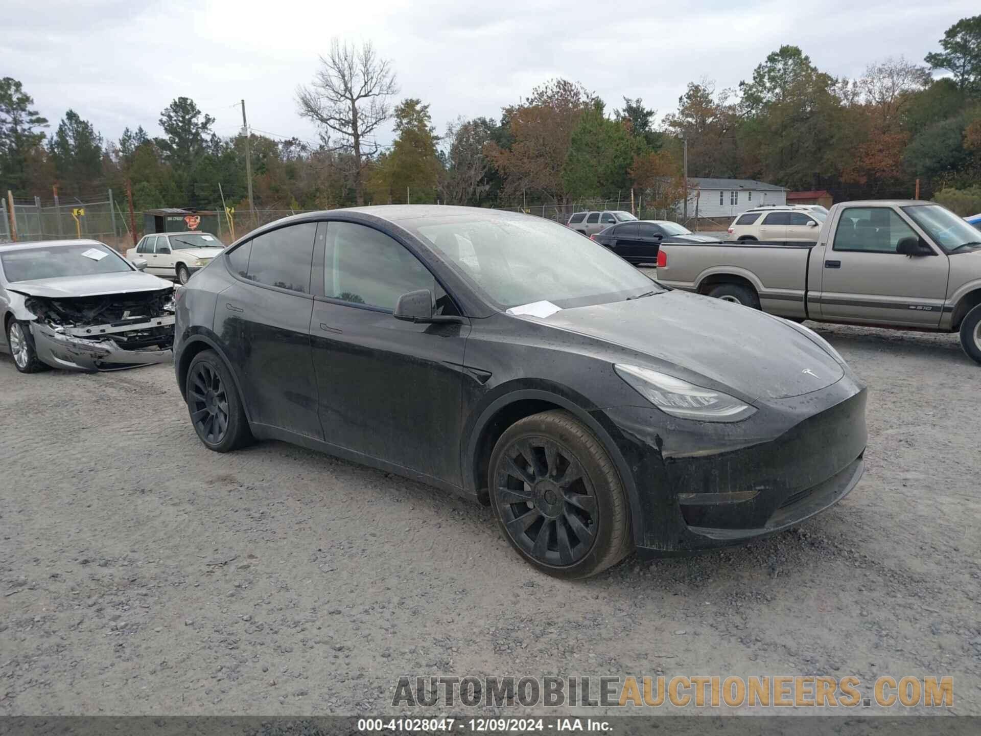 5YJYGDEE4LF040906 TESLA MODEL Y 2020