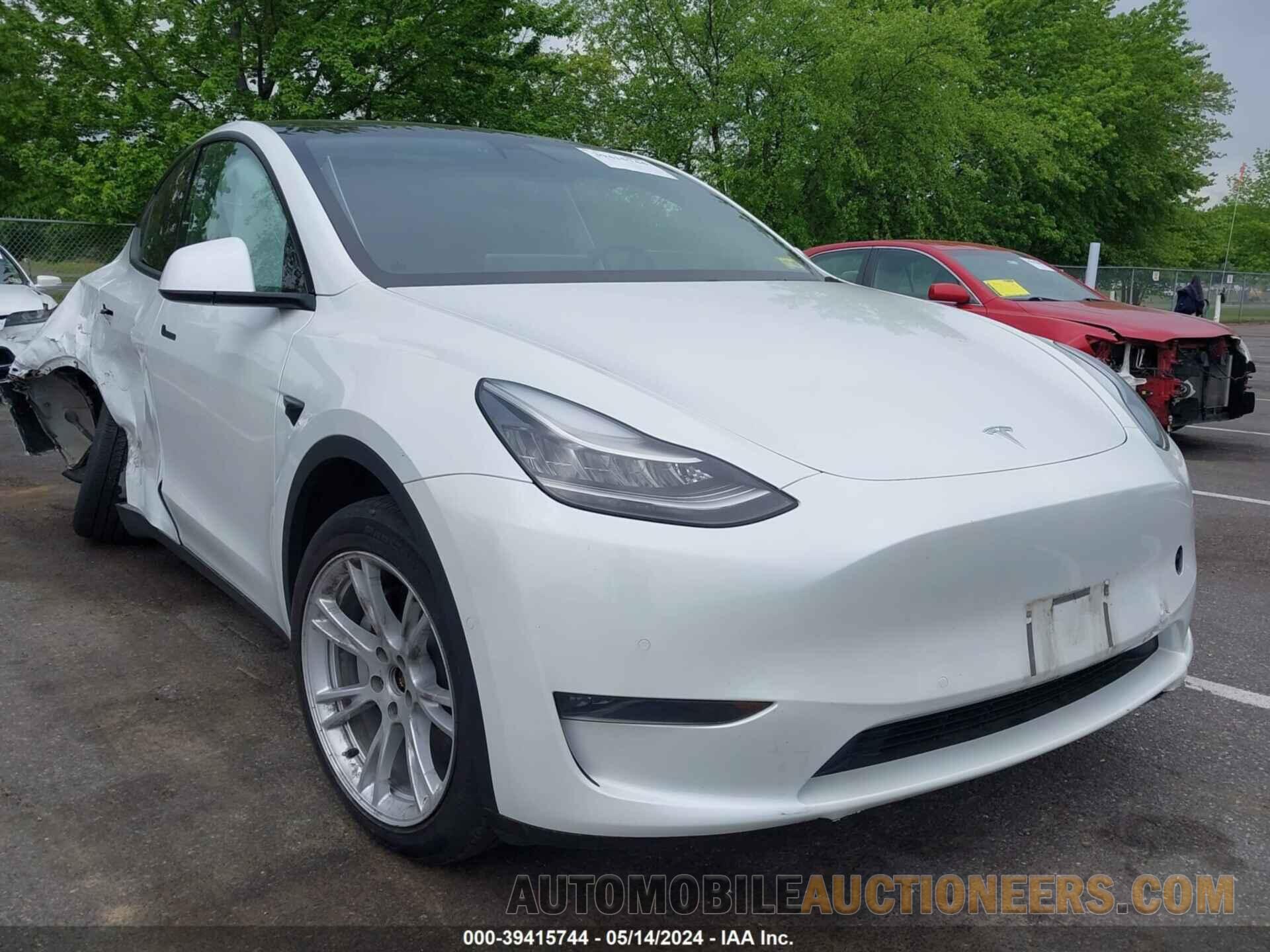 5YJYGDEE4LF044910 TESLA MODEL Y 2020