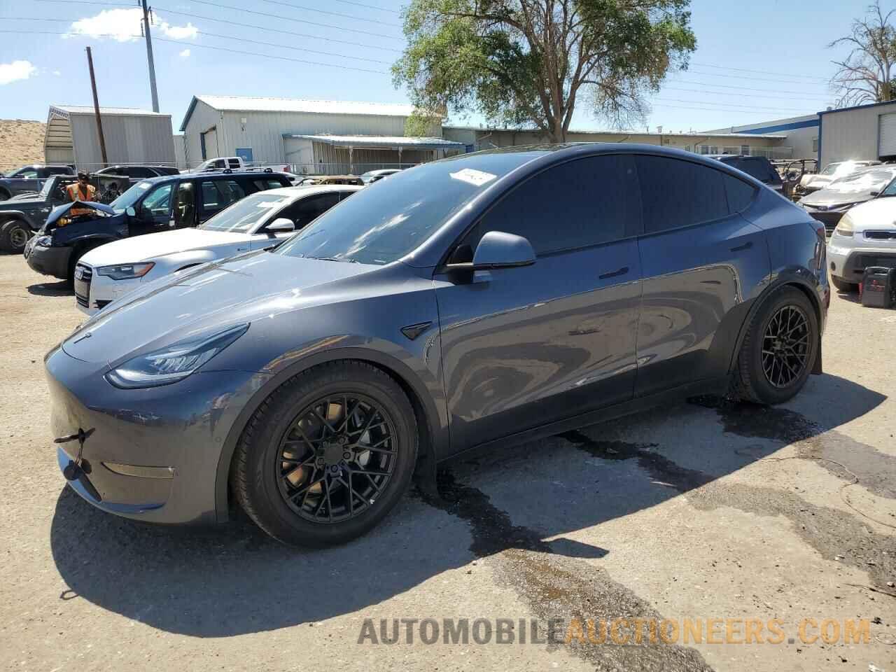 5YJYGDEE4LF051243 TESLA MODEL Y 2020