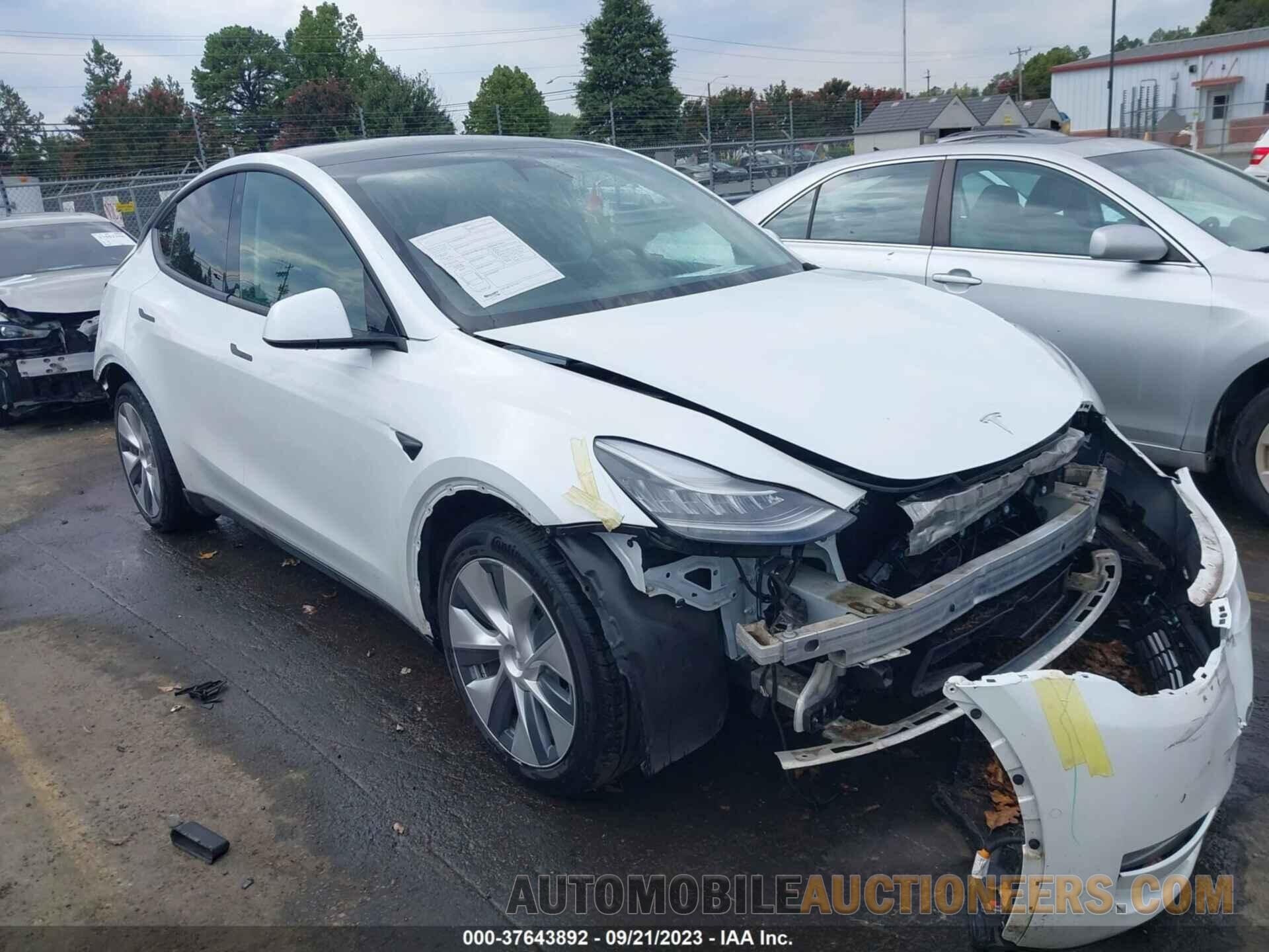 5YJYGDEE4MF063460 TESLA MODEL Y 2021