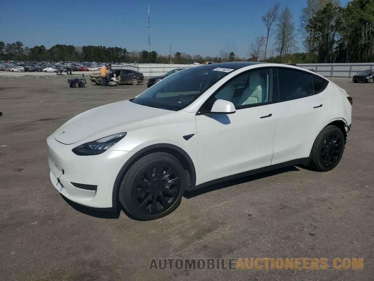 5YJYGDEE4MF068397 TESLA MODEL Y 2021