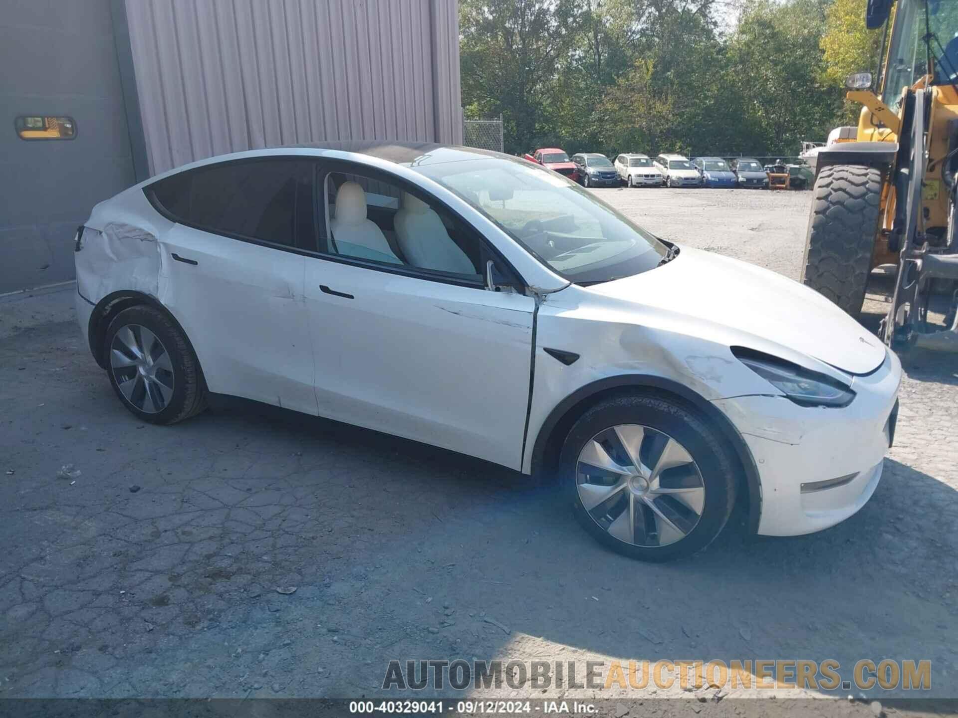 5YJYGDEE4MF069176 TESLA MODEL Y 2021