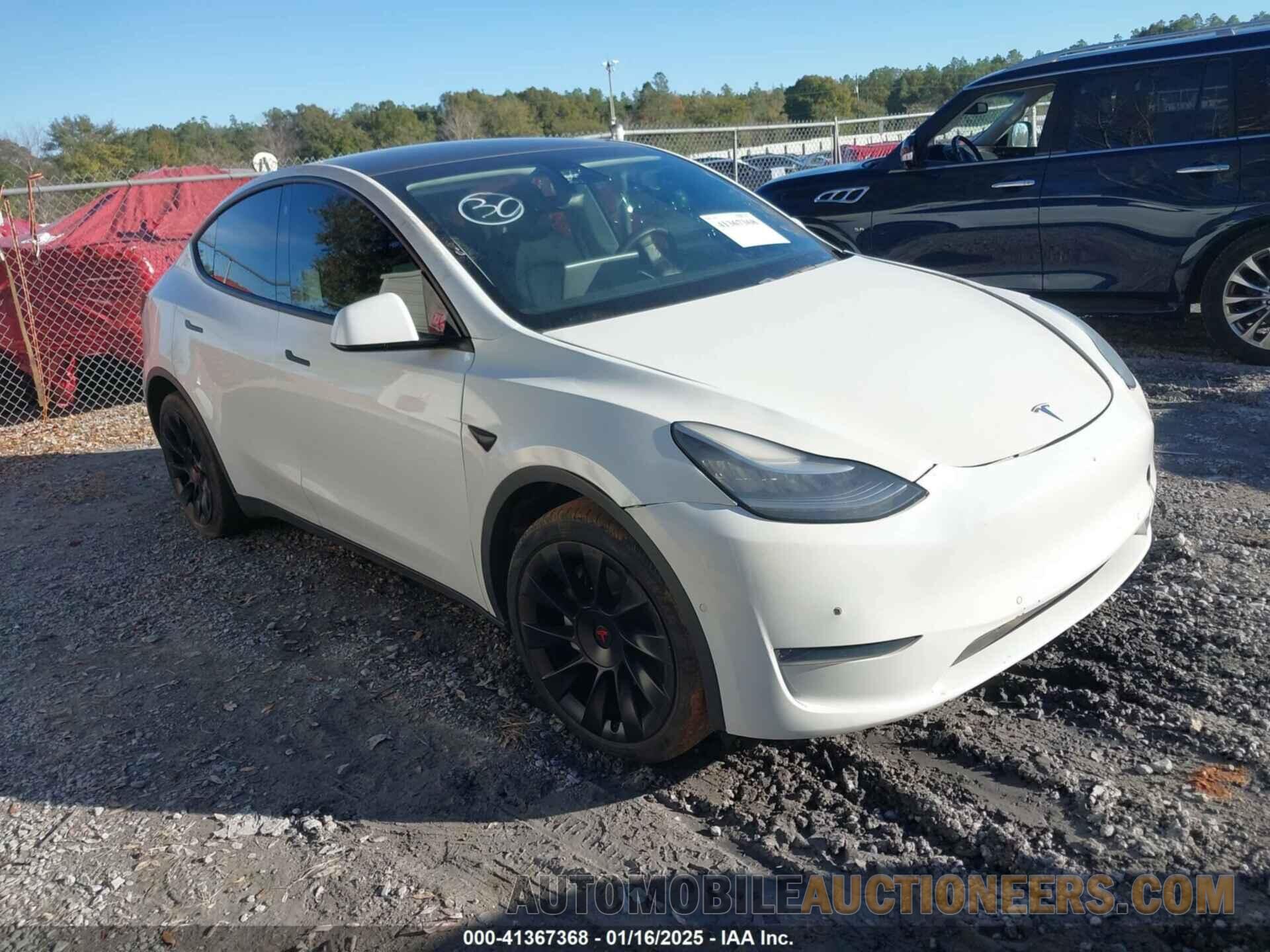 5YJYGDEE4MF076953 TESLA MODEL Y 2021