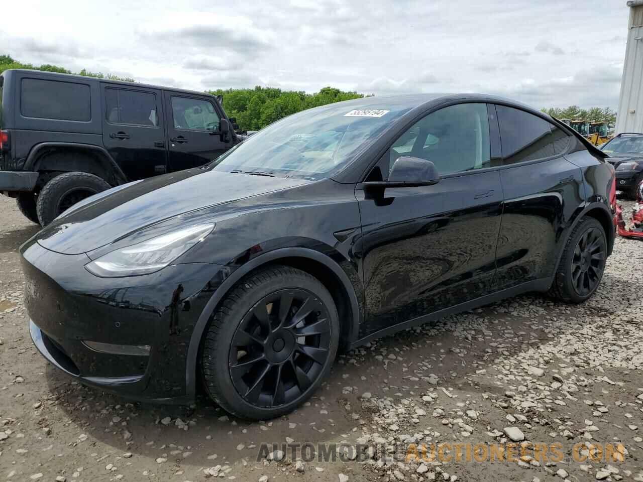 5YJYGDEE4MF084647 TESLA MODEL Y 2021