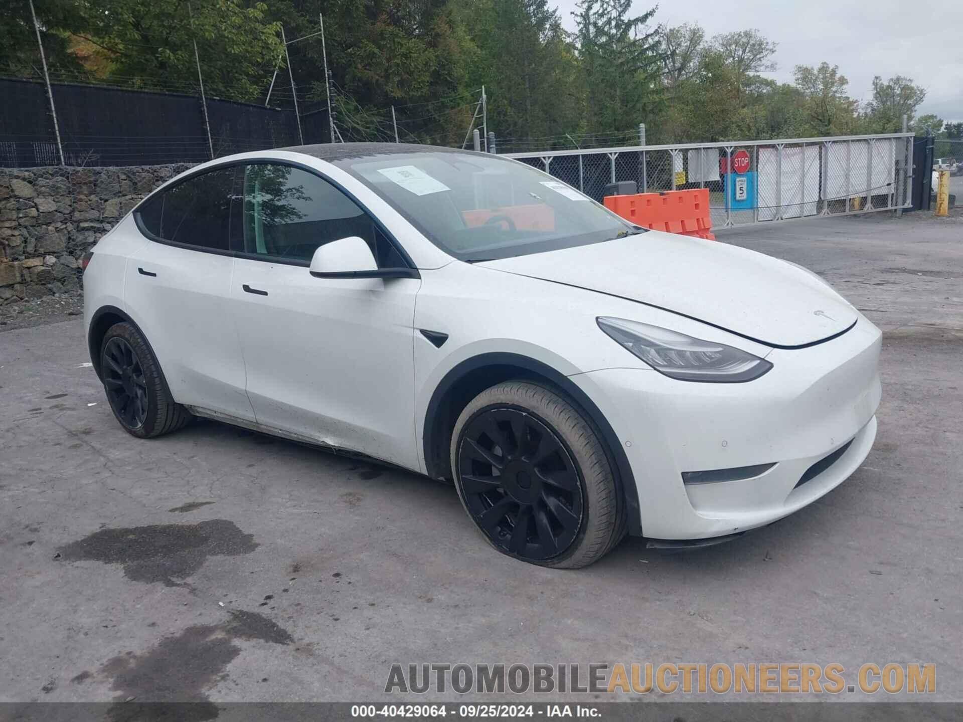 5YJYGDEE4MF090674 TESLA MODEL Y 2021