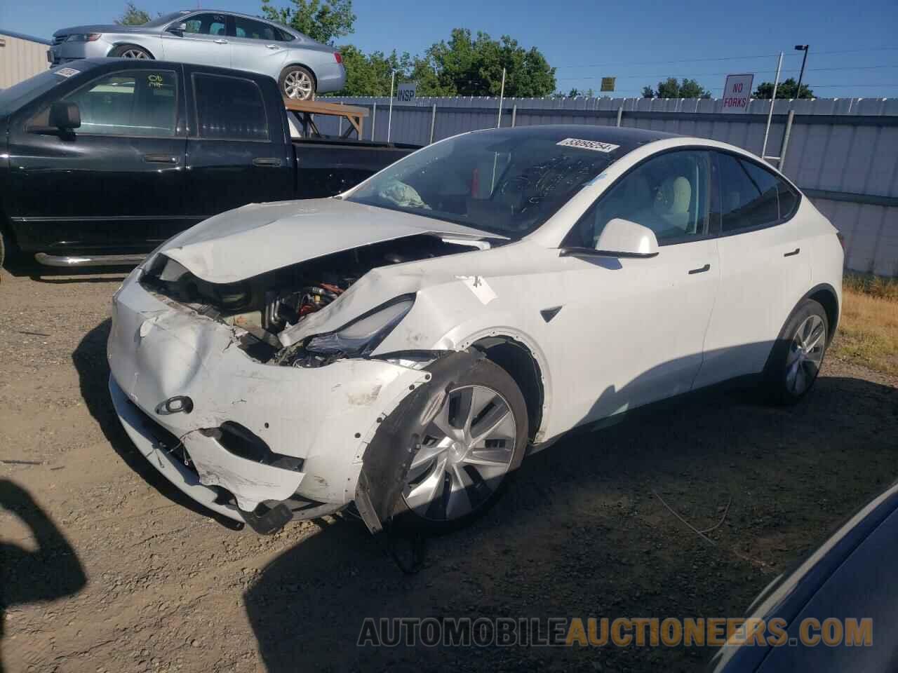 5YJYGDEE4MF096085 TESLA MODEL Y 2021