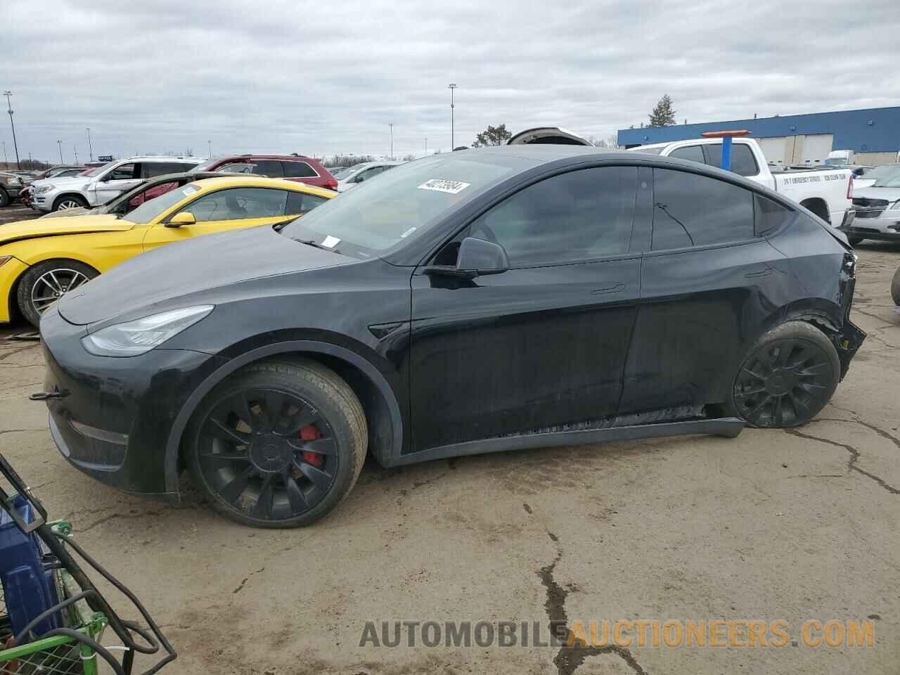 5YJYGDEE4MF115752 TESLA MODEL Y 2021