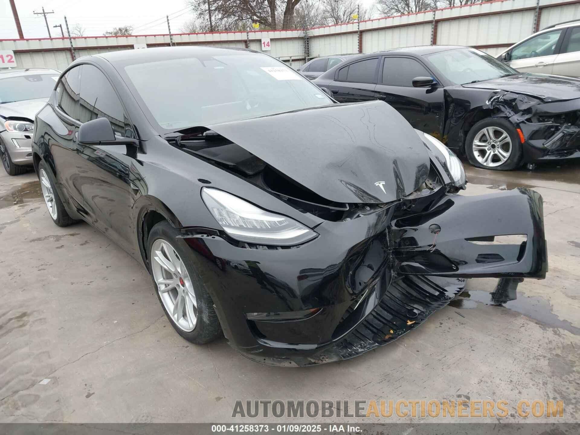 5YJYGDEE4MF121812 TESLA MODEL Y 2021