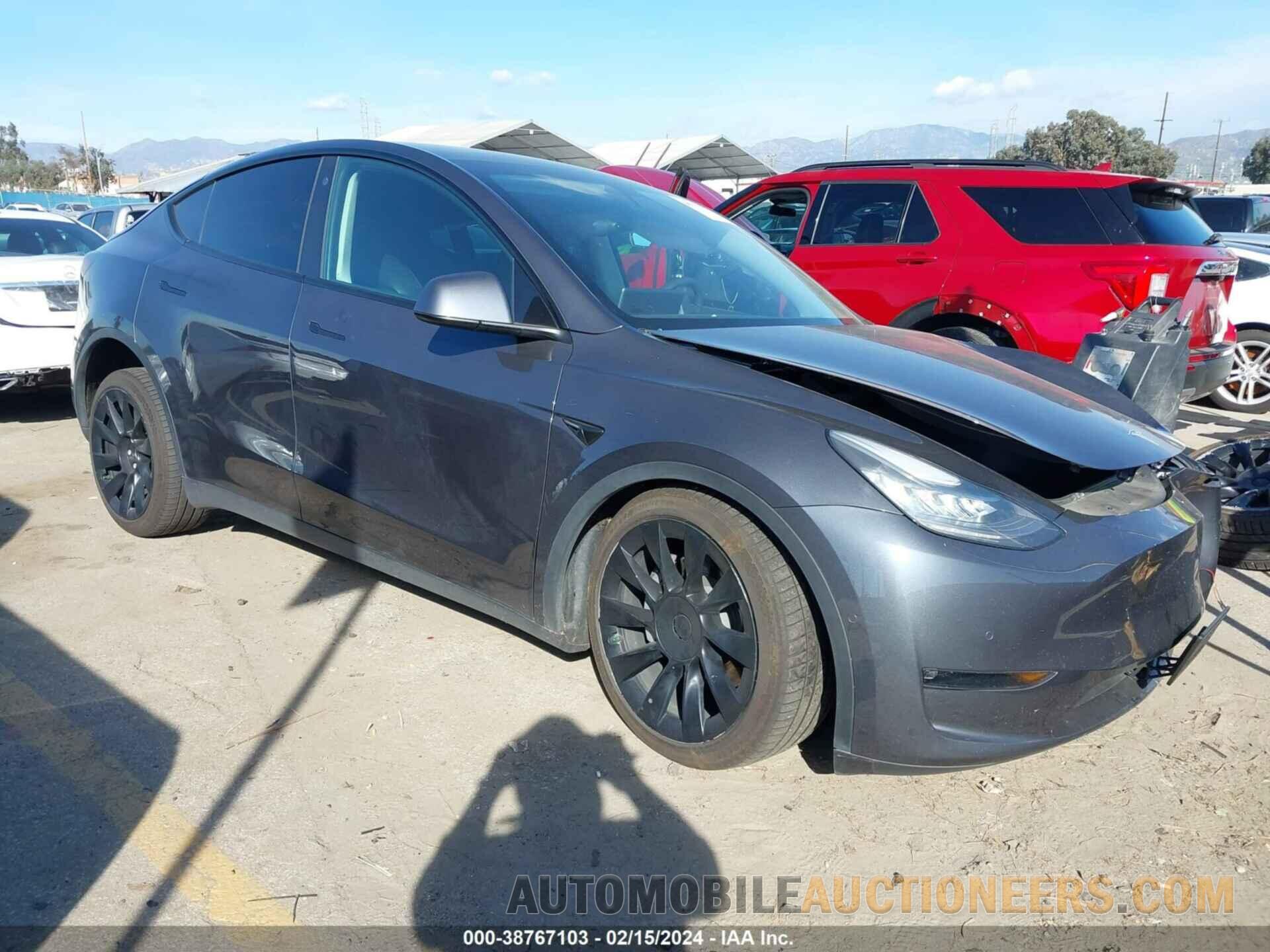 5YJYGDEE4MF182075 TESLA MODEL Y 2021