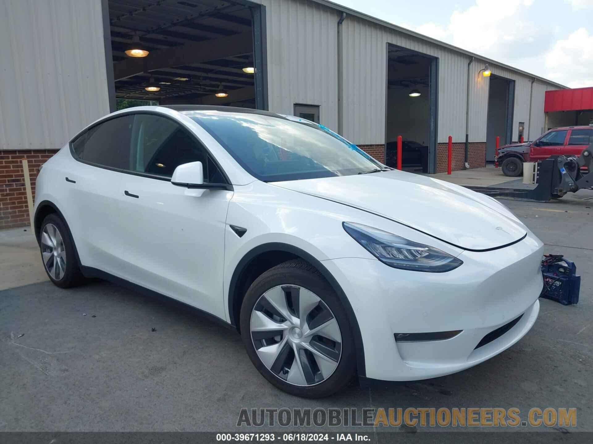 5YJYGDEE4MF196428 TESLA MODEL Y 2021