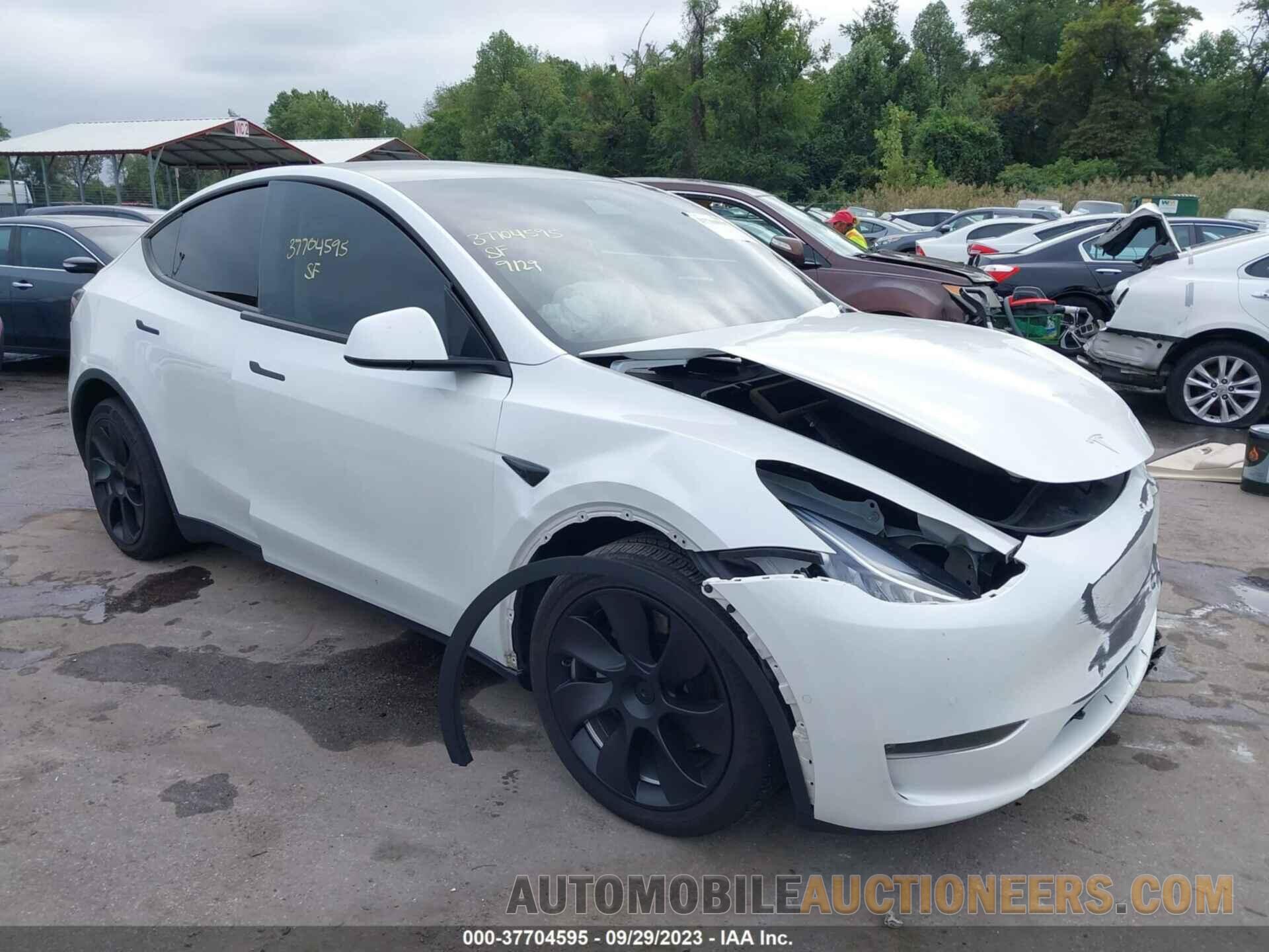 5YJYGDEE4MF209145 TESLA MODEL Y 2021