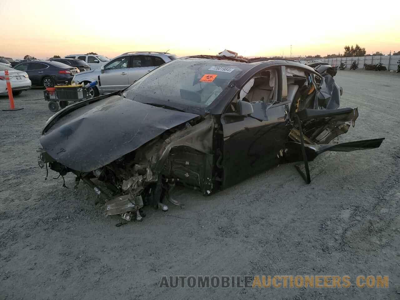 5YJYGDEE4MF212885 TESLA MODEL Y 2021