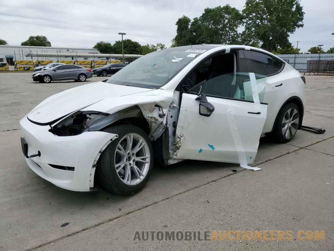 5YJYGDEE4MF246082 TESLA MODEL Y 2021