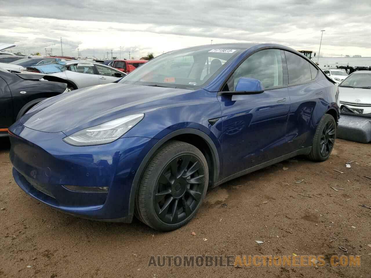 5YJYGDEE4MF260693 TESLA MODEL Y 2021