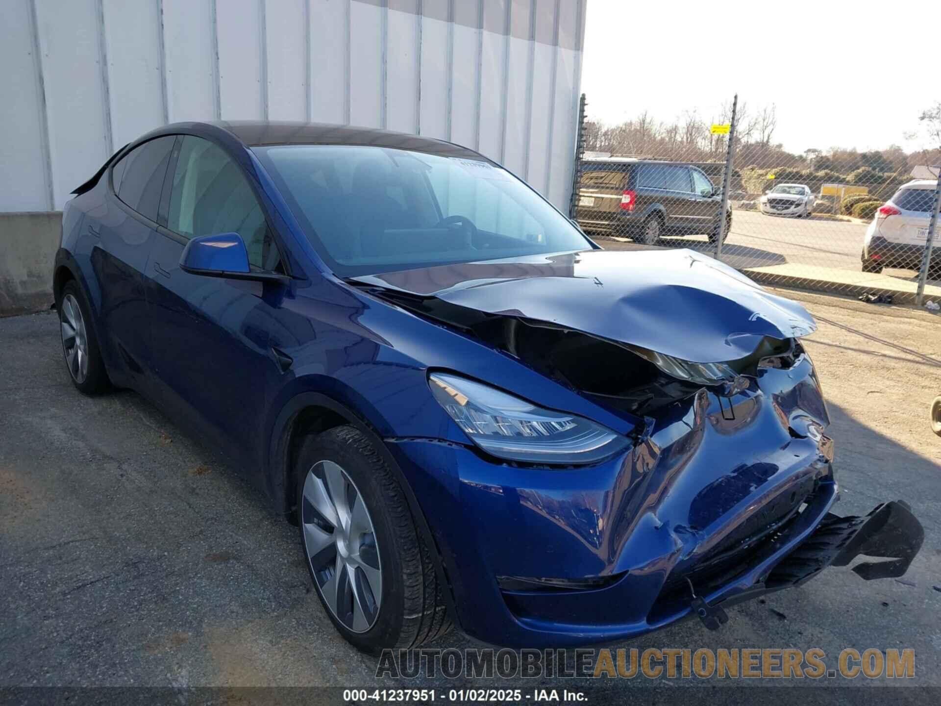 5YJYGDEE4MF260922 TESLA MODEL Y 2021