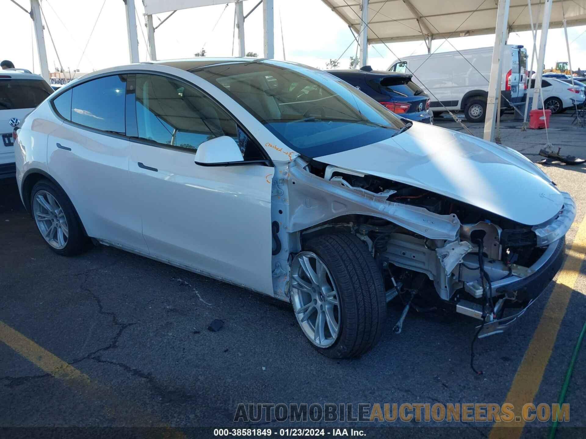 5YJYGDEE4MF275744 TESLA MODEL Y 2021