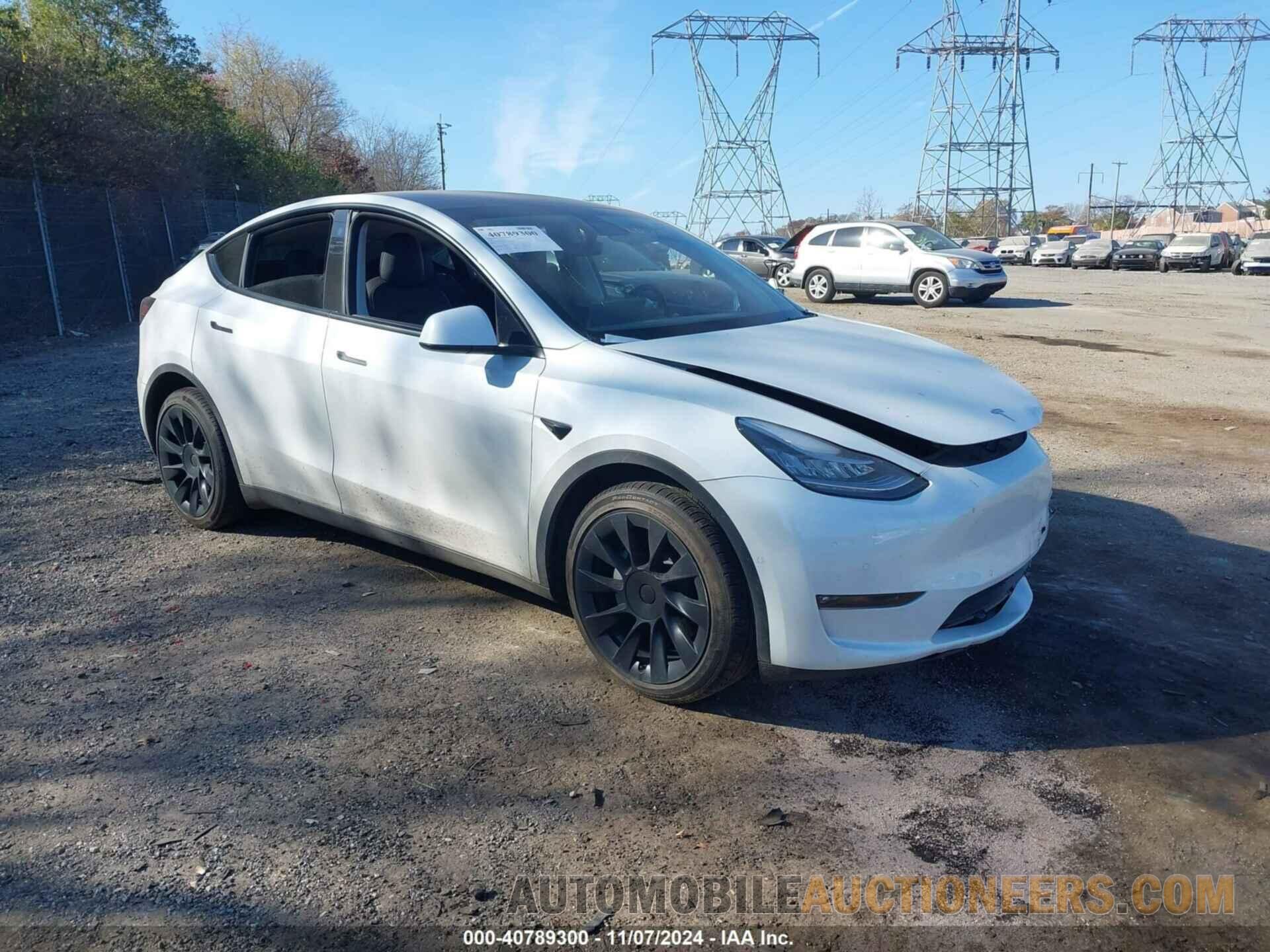 5YJYGDEE4MF284752 TESLA MODEL Y 2021