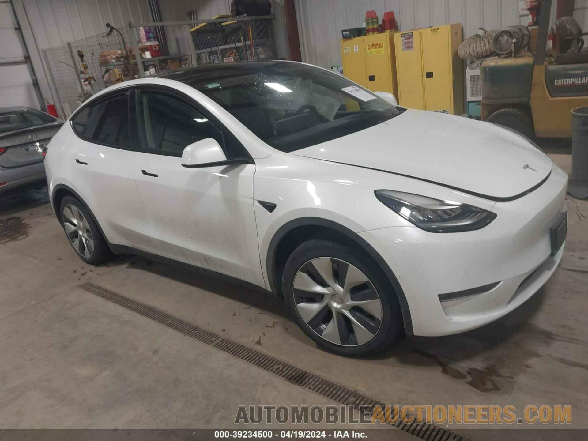 5YJYGDEE5LF015397 TESLA MODEL Y 2020