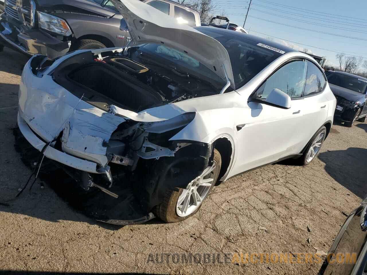 5YJYGDEE5LF037013 TESLA MODEL Y 2020