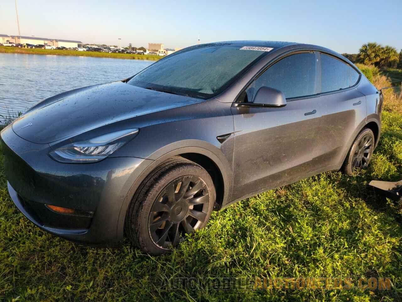 5YJYGDEE5LF041577 TESLA MODEL Y 2020