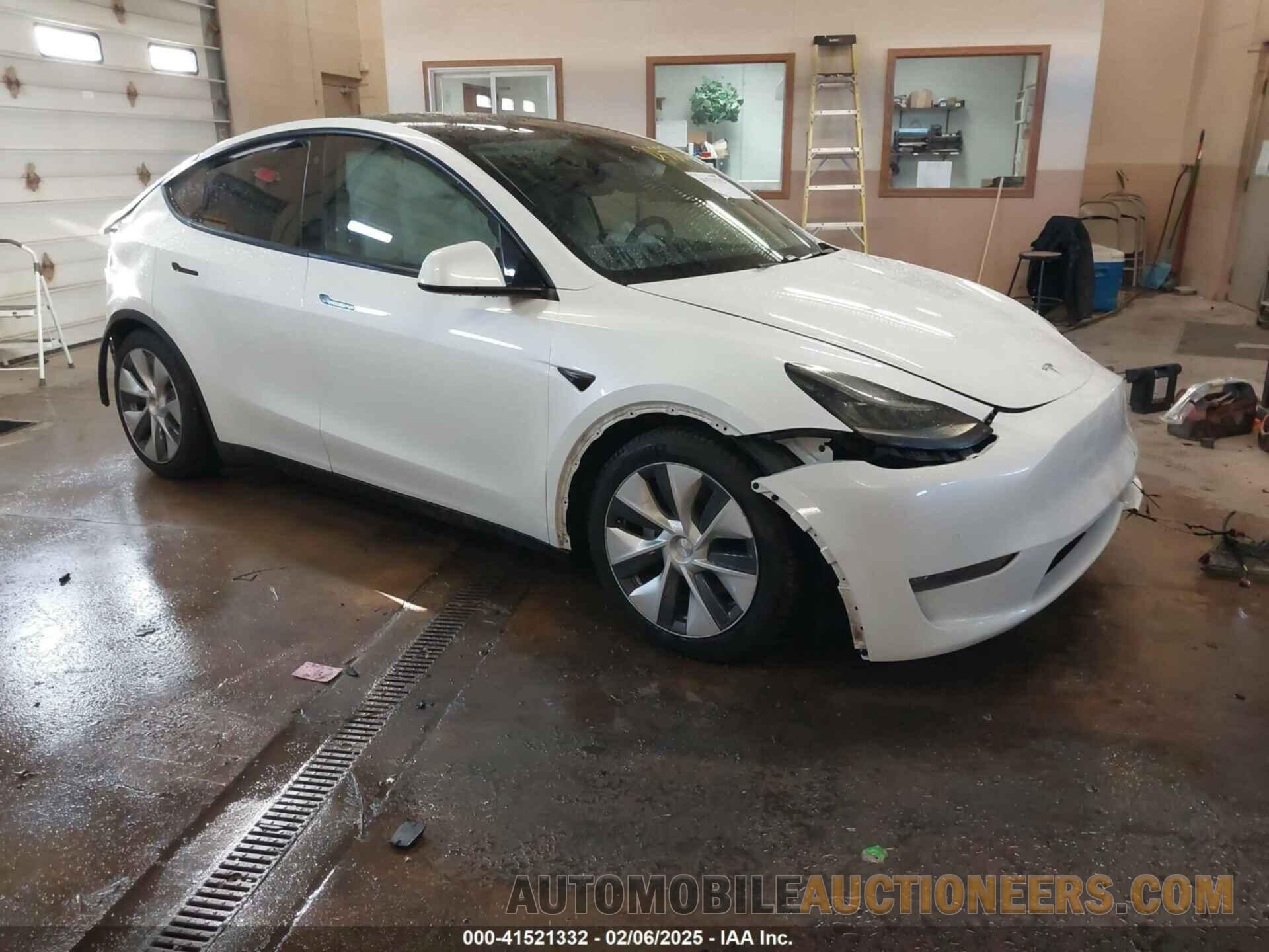 5YJYGDEE5LF043801 TESLA MODEL Y 2020