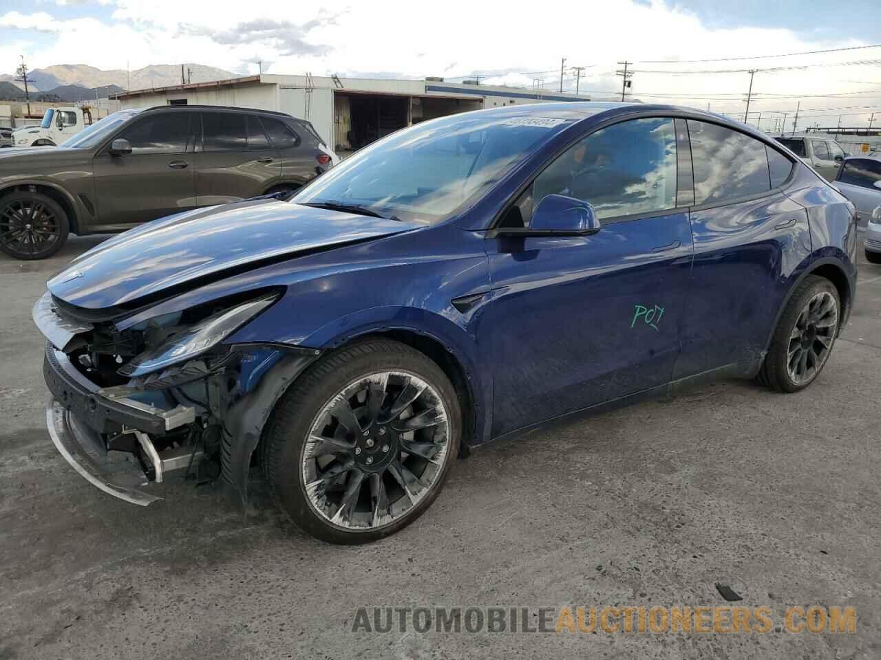 5YJYGDEE5LF055124 TESLA MODEL Y 2020