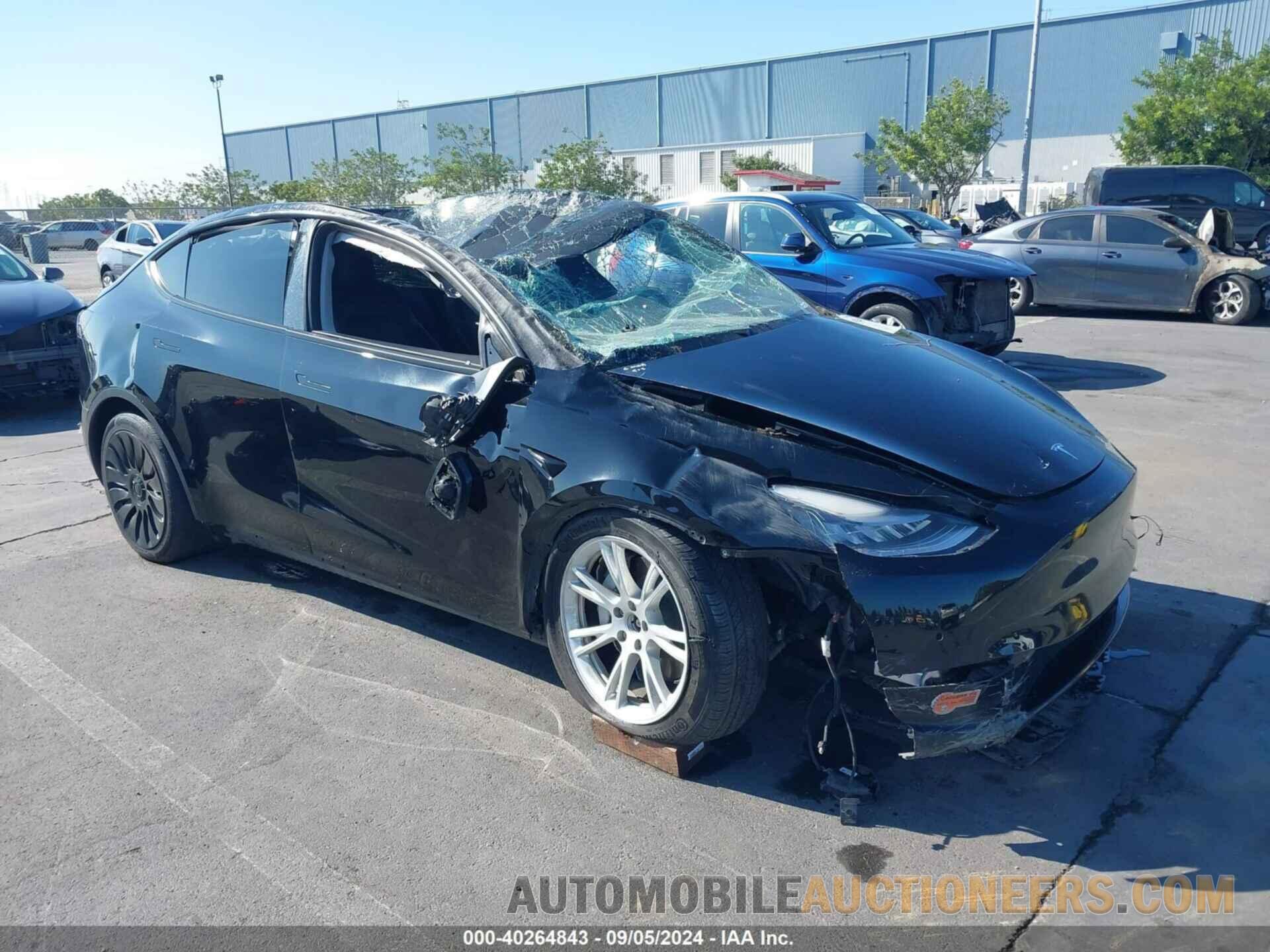 5YJYGDEE5LF057679 TESLA MODEL Y 2020