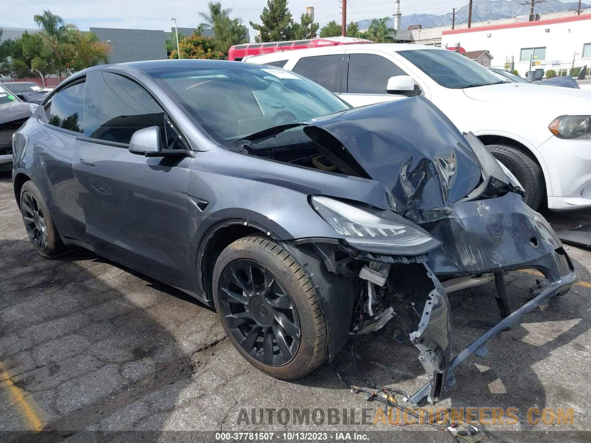 5YJYGDEE5MF111600 TESLA MODEL Y 2021