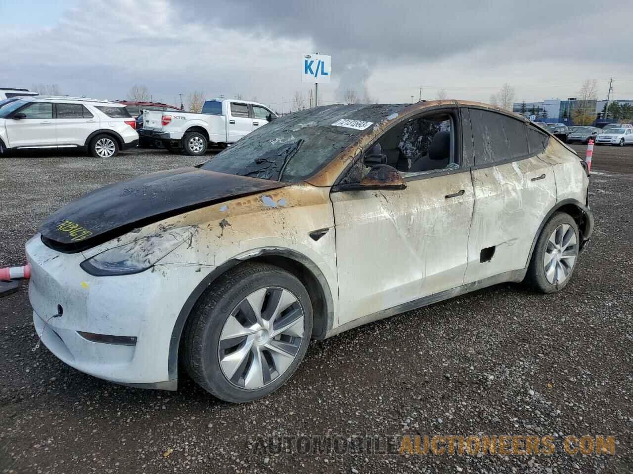 5YJYGDEE5MF123052 TESLA MODEL Y 2021