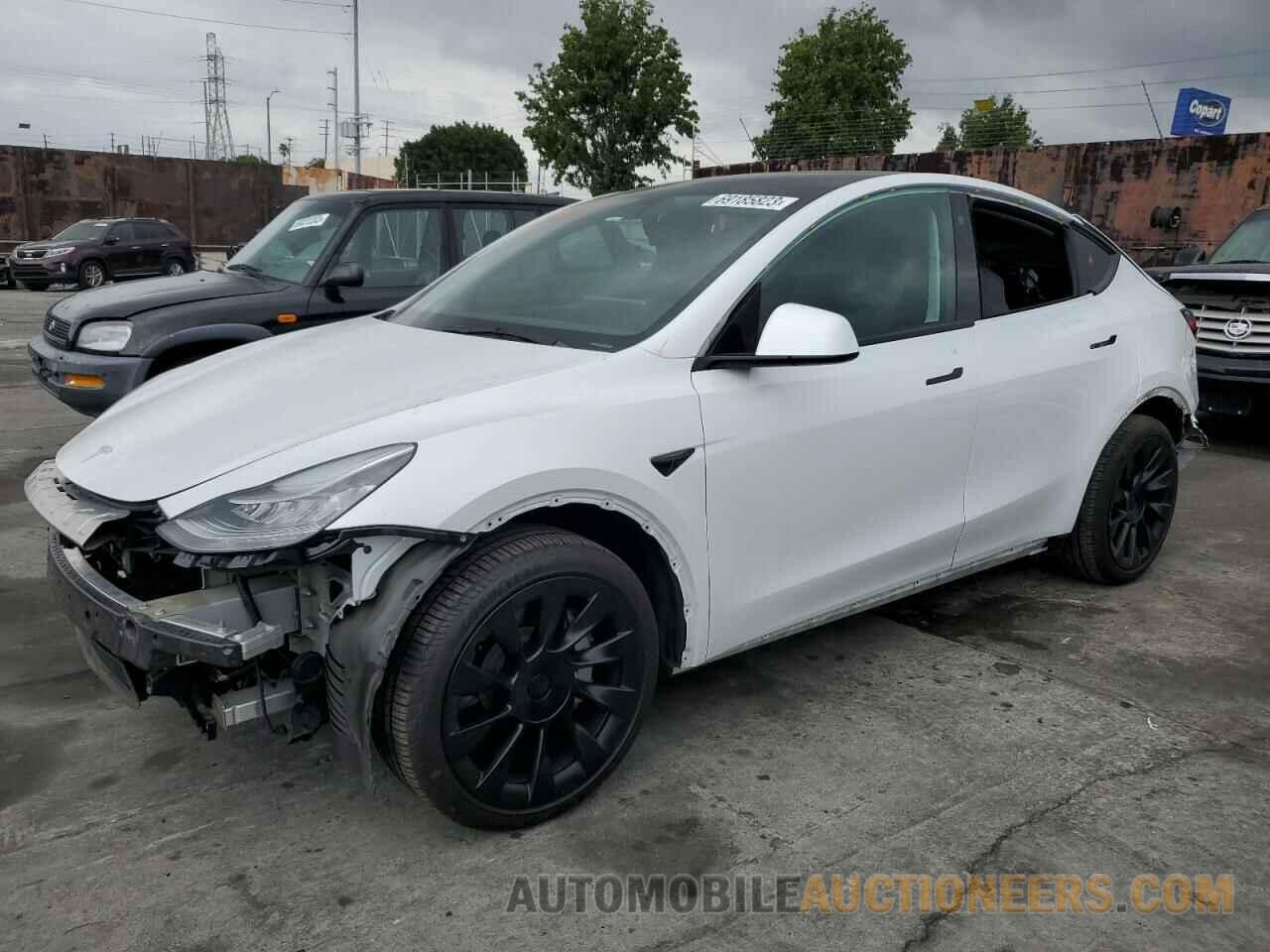 5YJYGDEE5MF143270 TESLA MODEL Y 2021