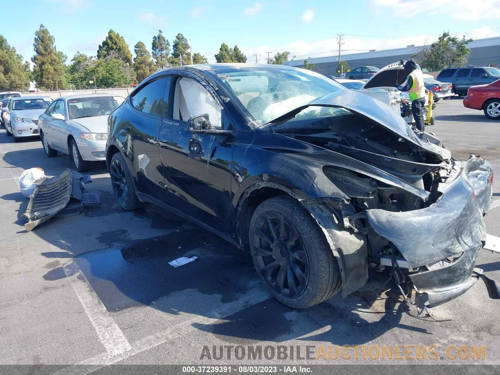 5YJYGDEE5MF151885 TESLA MODEL Y 2021