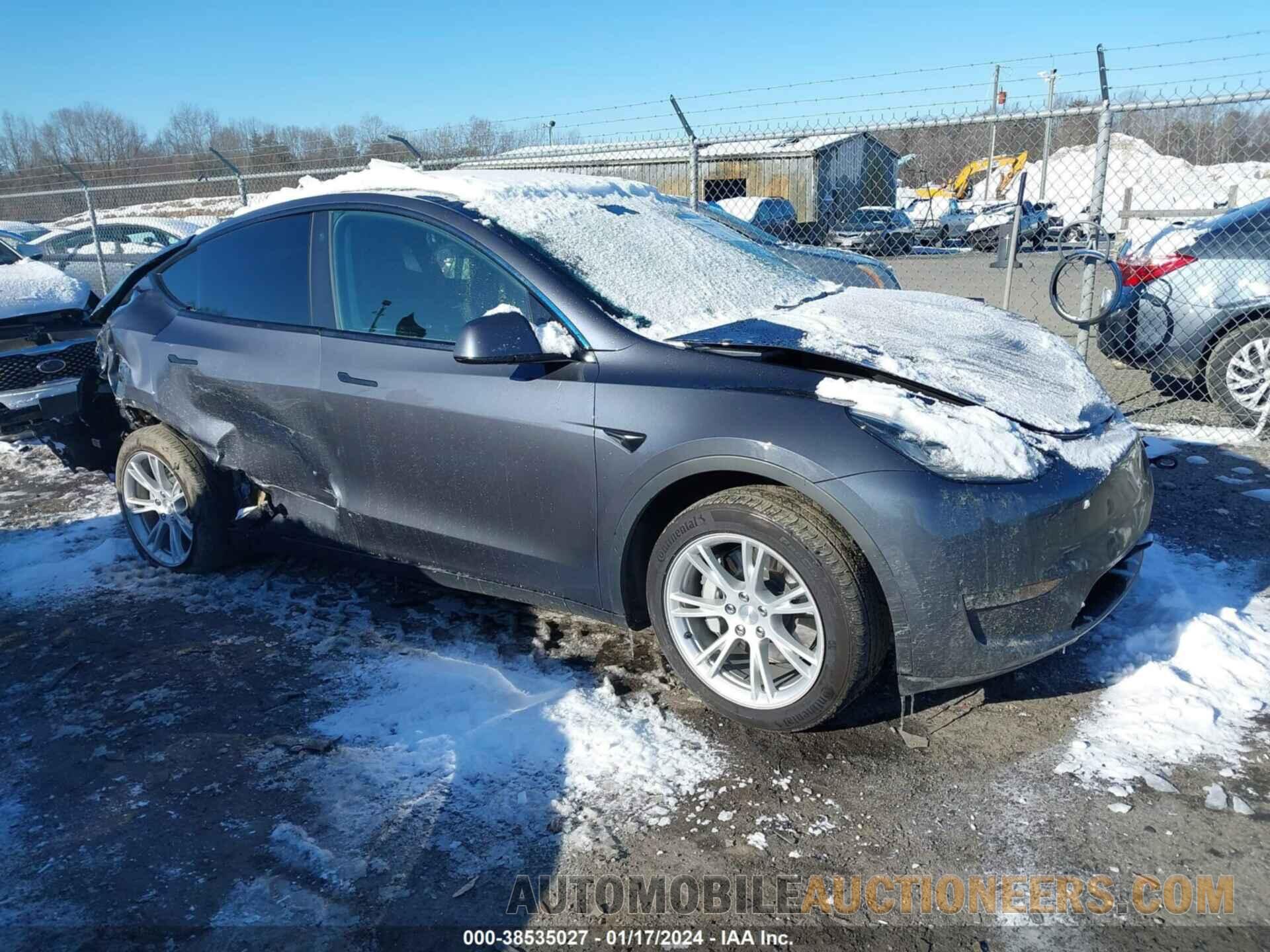 5YJYGDEE5MF204858 TESLA MODEL Y 2021