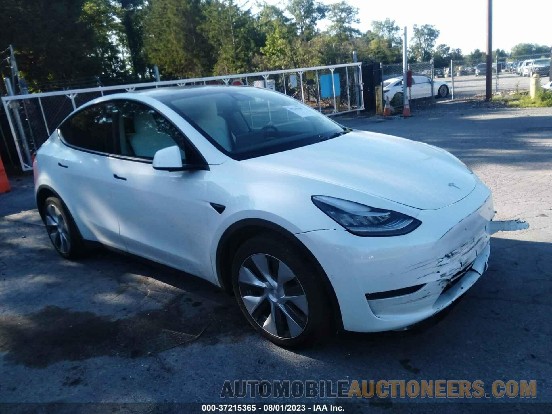 5YJYGDEE5MF250271 TESLA MODEL Y 2021