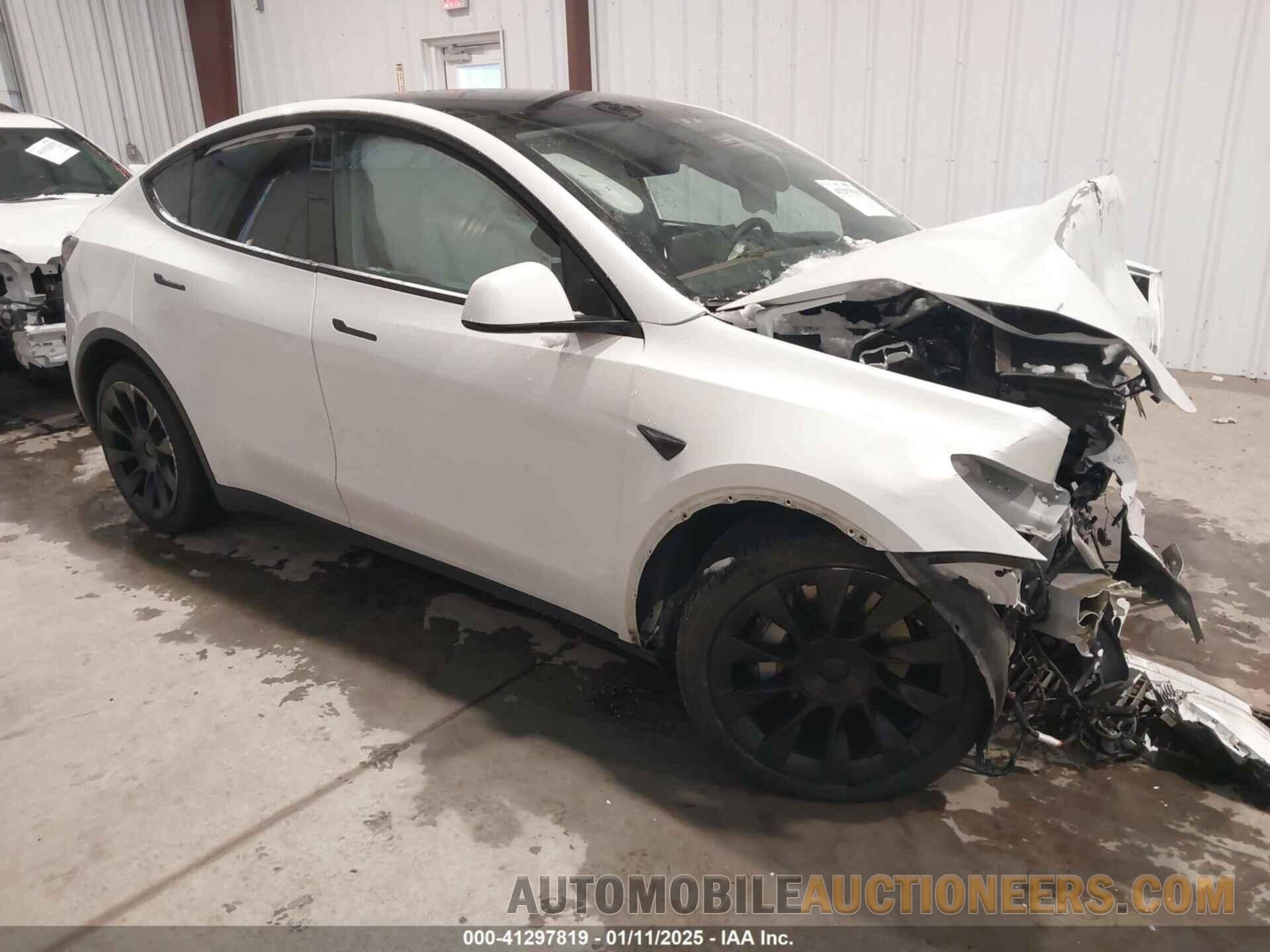 5YJYGDEE5MF266034 TESLA MODEL Y 2021